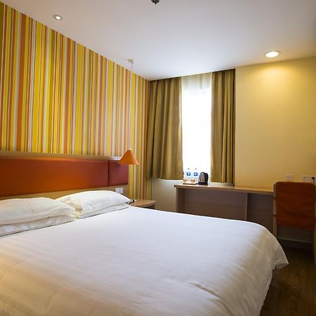 Home Inn Chengdu Kuanzhai Alley New City Square Экстерьер фото