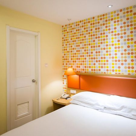 Home Inn Chengdu Kuanzhai Alley New City Square Экстерьер фото