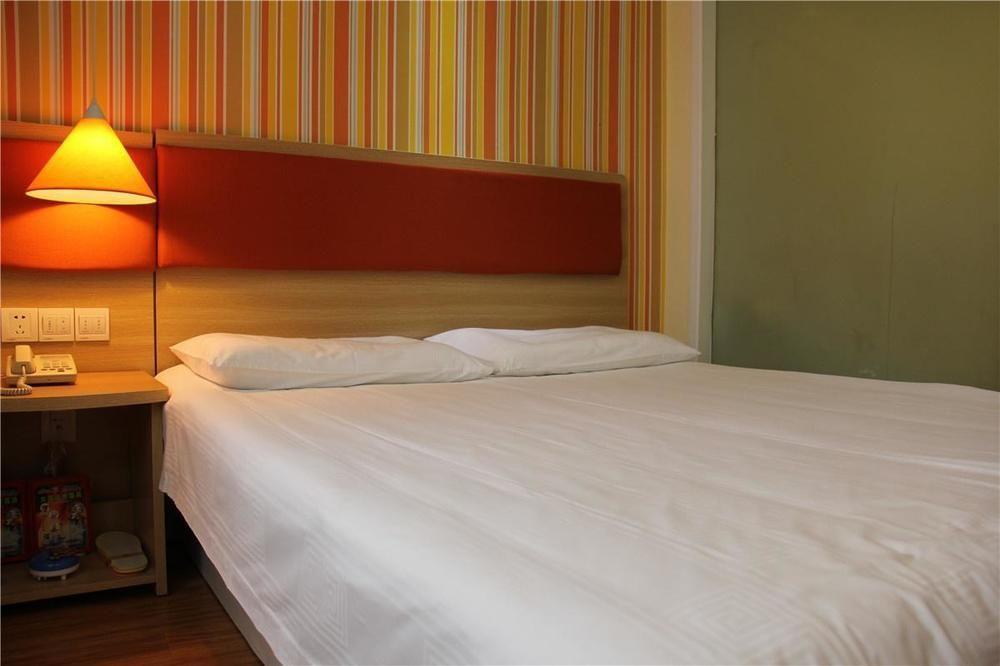 Home Inn Chengdu Kuanzhai Alley New City Square Экстерьер фото