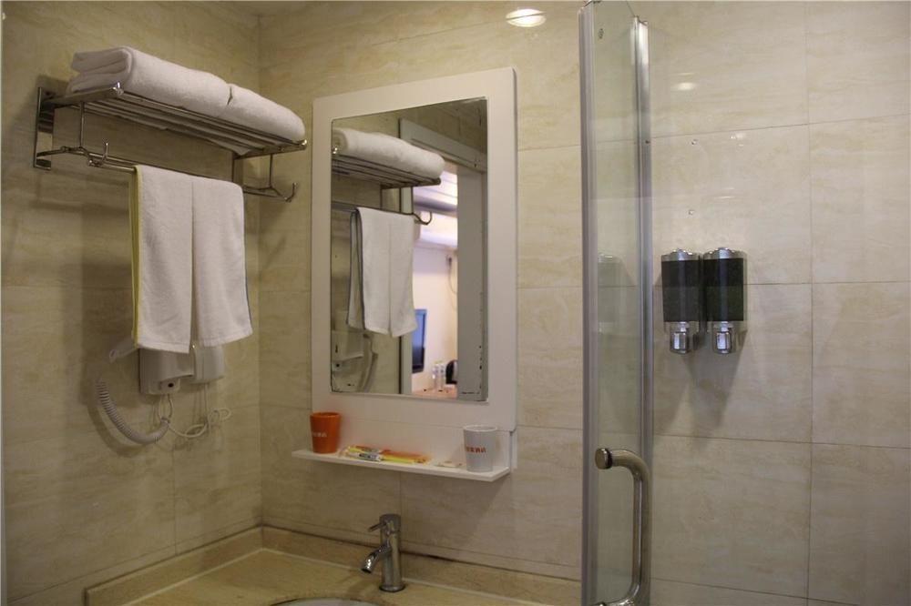 Home Inn Chengdu Kuanzhai Alley New City Square Экстерьер фото