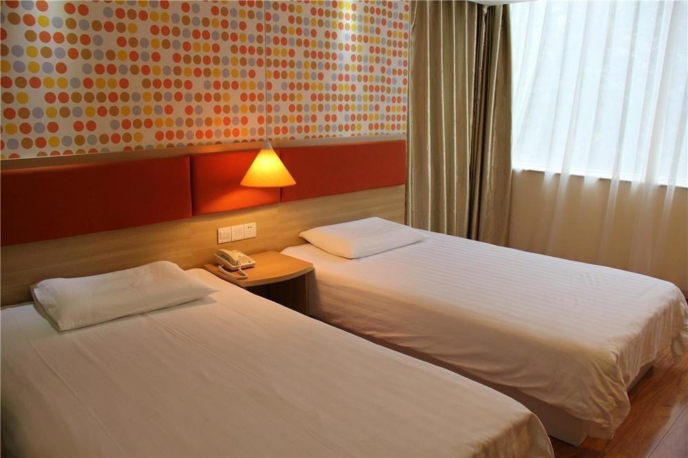 Home Inn Chengdu Kuanzhai Alley New City Square Экстерьер фото