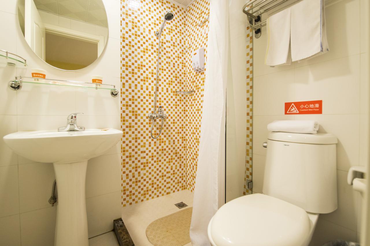Home Inn Chengdu Kuanzhai Alley New City Square Экстерьер фото