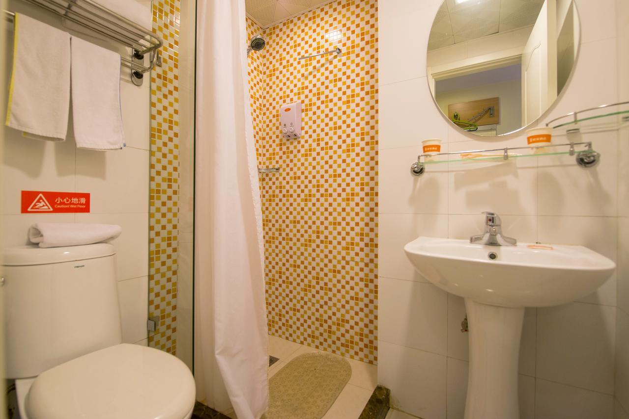 Home Inn Chengdu Kuanzhai Alley New City Square Экстерьер фото