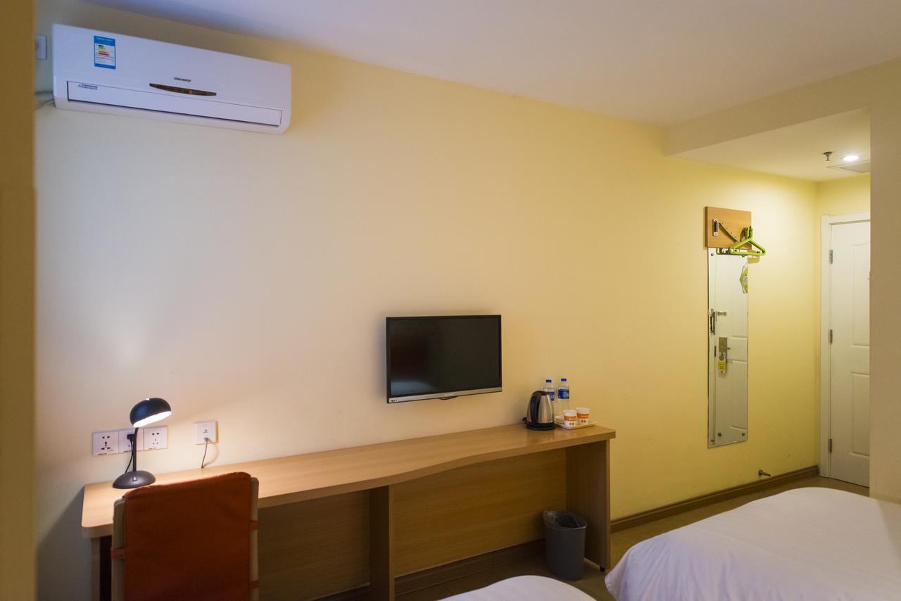 Home Inn Chengdu Kuanzhai Alley New City Square Экстерьер фото